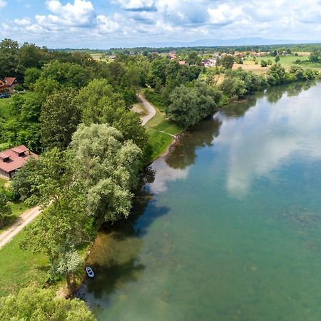 Zagreb, Kuca Za Odmor Swan River Holiday House Lasinja Esterno foto