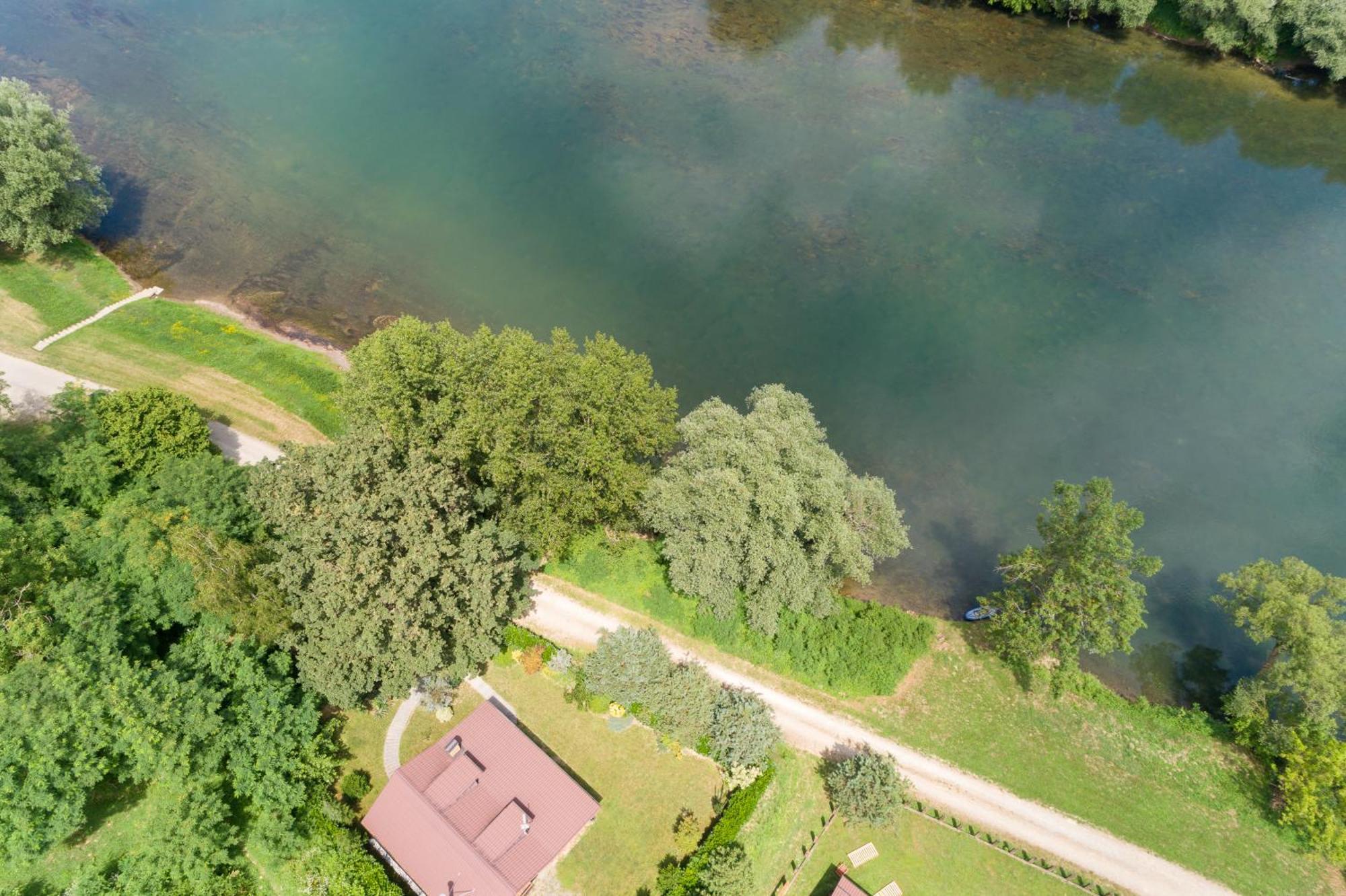 Zagreb, Kuca Za Odmor Swan River Holiday House Lasinja Esterno foto