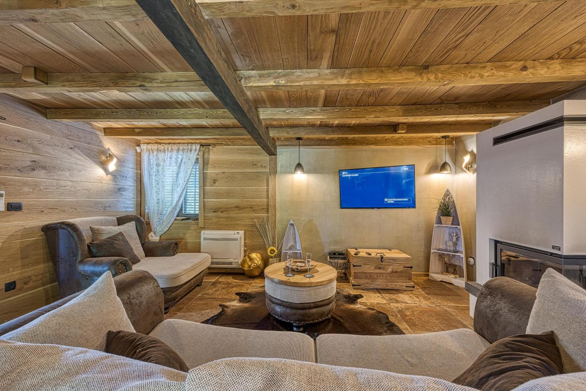 Zagreb, Kuca Za Odmor Swan River Holiday House Lasinja Esterno foto