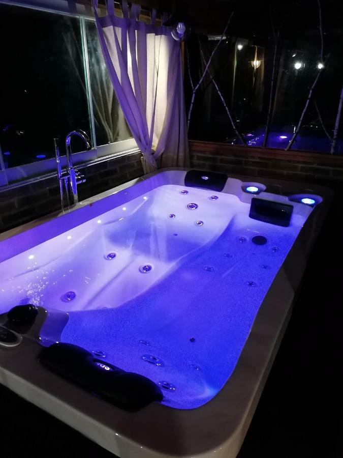 Zagreb, Kuca Za Odmor Swan River Holiday House Lasinja Esterno foto